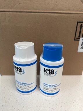 K18 Damage Shield Shampoo - White and Blue
